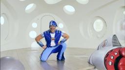 1. Sportacus SuperHero Moves - Robot Push Ups