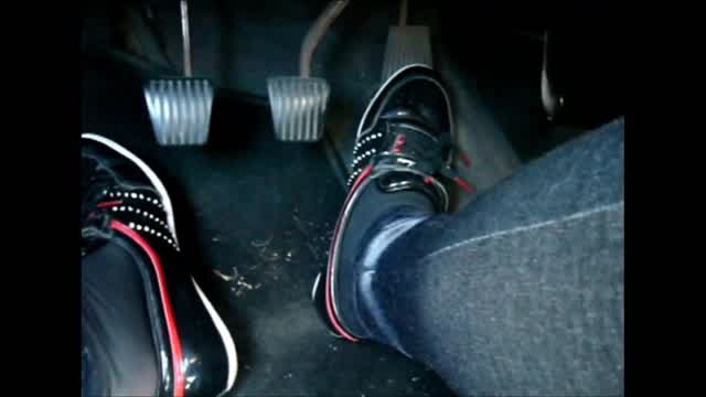 Jana make pedal pumping with her shiny black with rhinestones adidas concord round Ballerinas traile