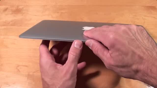 Apple MacBook Air 11.6 Unboxing