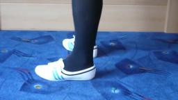 Jana shows her Adidas Concord Round Ballerinas white, shiny blue and black