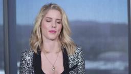 Emily Bett Rickards ET Questions 4 - SUB ITA