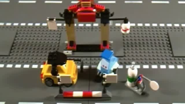 Lego 8206 Tokyo Pit Stop: Cars 2 Review