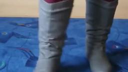 Jana shows her winter boots Jumex grey