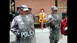 Leyenda del payaso asesino de Ronald Mcdonalds mito urbano (leyenda)(real)(fantasma)(mito)(payaso)