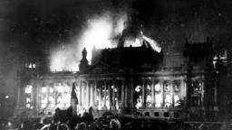 FUEGO EN EL REICHSTAG