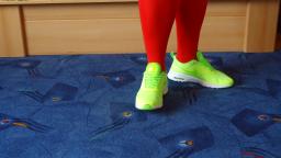 Jana shows her Nike Air Max Thea neon green